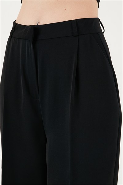 Regular Fit Yüksek Bel Düz Paça Kadın Pantolon 6923873 SİYAH