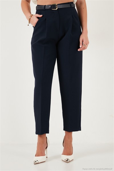 Regular Fit Yüksek Bel Düz Paça Kemerli Kadın Pantolon 68350938 LACİVERT