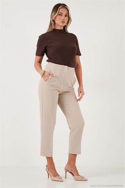 Regular Fit Yüksel Bel Düz Paça Havuç Kadın Pantolon 68350109 TAŞ