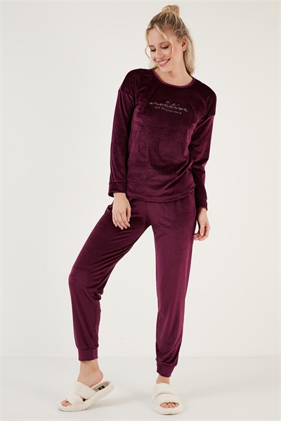 Regular Fit Yumuşak Dokulu Kadife Kadın Pijama Takımı 6094200W4 MOR