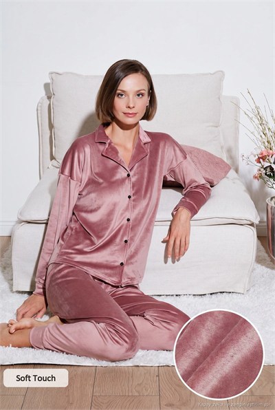 Regular Fit Yumuşak Dokulu Parlak Kadife Ribanalı Kadın Pijama Takımı 6097110 PUDRA