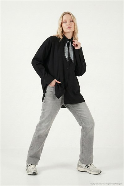 Relaxed Fit Fular Detaylı Klasik Yaka Göğüs Cepli Kadın Gömlek 6925427 SİYAH
