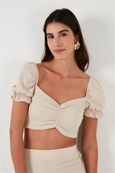 Slim Fit Büzgü Detaylı Kalp Yaka Crop Kadın Bluz 5865601 TAŞ
