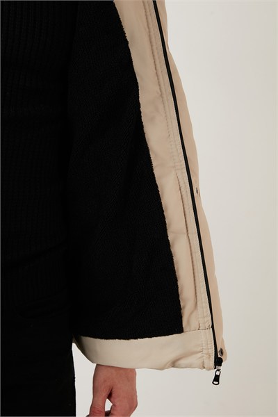 Slim Fit Çıkarılabilir Suni Tüylü Kapüşonlu Şişme Erkek Mont 5760076 SİYAH-TAŞ