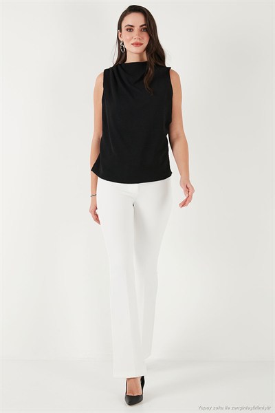 Slim Fit Dik Yaka Omuz Büzgülü Kadın Bluz 6527836 SİYAH
