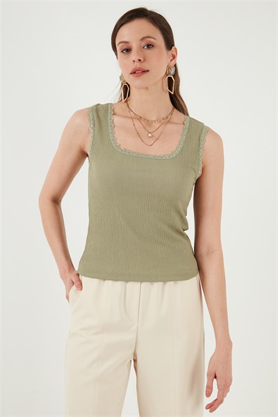 Slim Fit Kalın Askılı Dantelli Kare Yaka Bürümcük Kadın Atlet 5864979 Olive