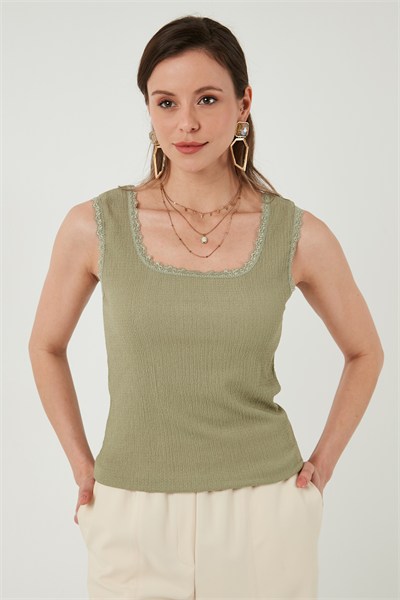 Slim Fit Kalın Askılı Dantelli Kare Yaka Bürümcük Kadın Atlet 5864979 Olive