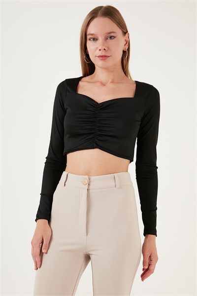 Slim Fit Kalp Yaka Önü Büzgülü Crop Kadın Bluz 5865401 SİYAH