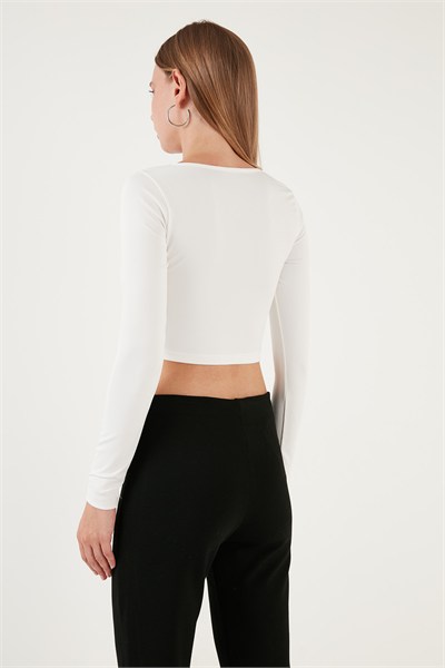 Slim Fit Kalp Yaka Önü Büzgülü Crop Kadın Bluz 5865401 BEYAZ