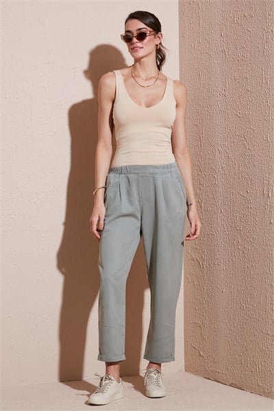 Slim Fit Normal Bel Boru Paça Kadın Pantolon 668YP5372 AÇIK HAKİ