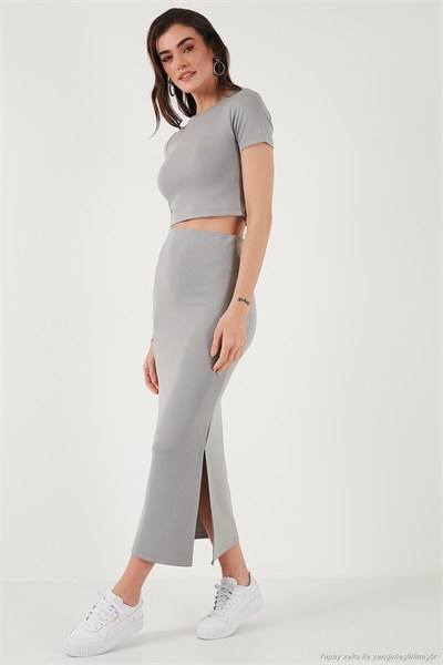 Slim Fit Yırtmaç Detaylı Uzun Etekli Crop Kadın Takım 5866148 GRİ
