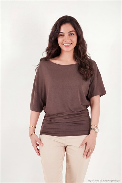 Standart Fit Drape Detaylı Yarasa Kol Kadın T Shirt 5866962 KAHVE
