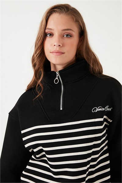 Streç Oversize Fit Yarım Fermuarlı Dik Yaka Kadın Sweat 5865883 SİYAH