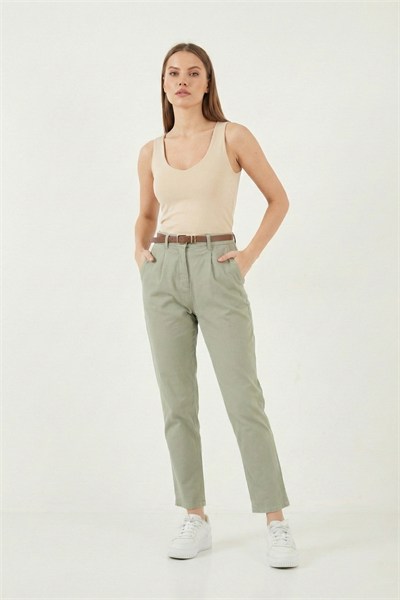 Streç Pamuklu Regular Fit Yüksek Bel Düz Kısa Paça Kemerli Kadın Pantolon 668YP5335 AÇIK HAKİ
