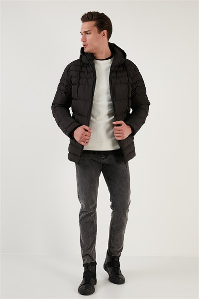 Su İtici Slim Fit Soğuğa ve Rüzgara Dayanıklı Kapüşonlu Şişme Erkek Mont 649005 SİYAH