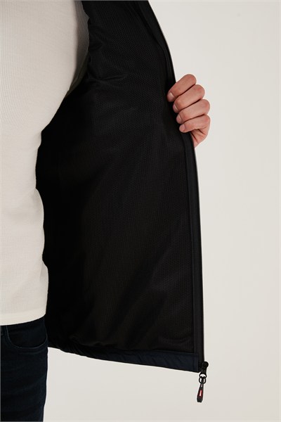 Suya ve Rüzgara Dayanıklı Kapüşonlu Softshell Erkek Mont 5855045 LACİVERT