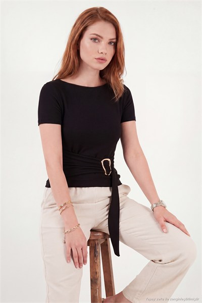 Toka Detaylı Fitted Fit Kayık Yaka Kadın Bluz 5862707 SİYAH