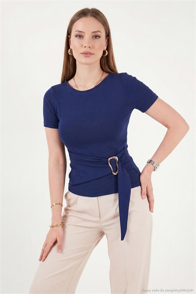 Toka Detaylı Fitted Fit Kayık Yaka Kadın Bluz 5862707 LACİVERT