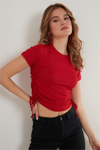 Yanlardan Büzgülü Kısa Kollu Crop Kadın Bluz 5864010 KIRMIZI