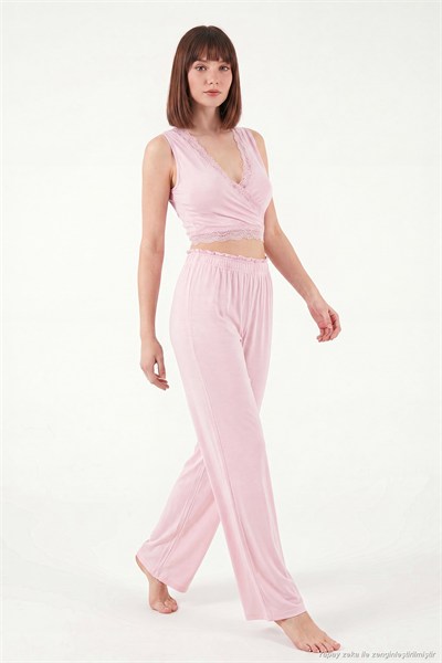 Yumuşak Dokulu Sırtı Bağlamalı Dantelli Crop Kadın Pijama Takımı 6575015 PEMBE
