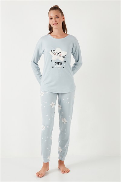 Yumuşak Dokulu Standart Fit Bisiklet Yaka Desenli Kışlık Rahat Kadın Pijama Takımı 6095700 AÇIK GRİ