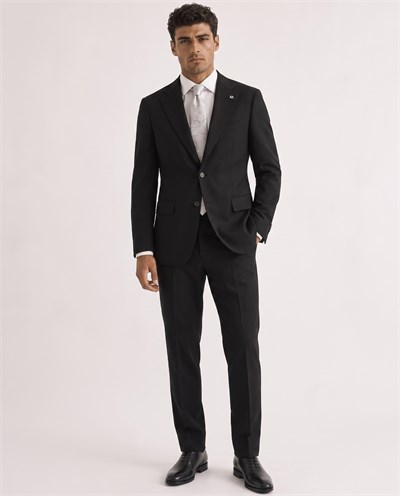 Arles Suit Black