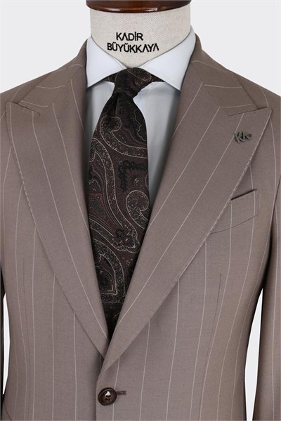 Suit Dark Bej