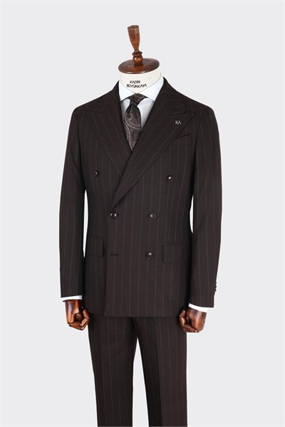 Double-Breasted Suit Brown