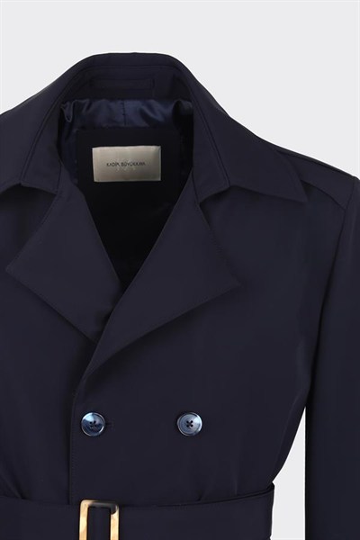 Trenç Coat