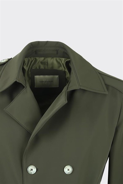 Trenç Coat