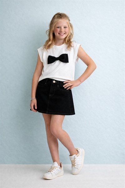 PONKİ FİYONK T-SHIRT VE SİYAH KOT ETEKLİ TAKIM