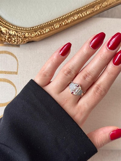 Celeste Ruby Taşlı Gold Yüzük 3436