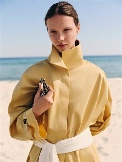 Light Spring Trench