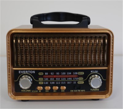Everton Rt-751 -Fm-Am-Sw-Usb-Tf Card-Aux Nostaljik Radyo Solar (Güneş Paneli)