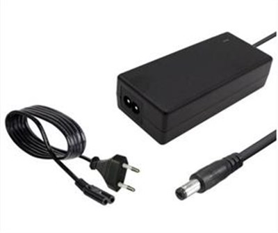 Novacom 12V 5A  Amper Plastik Adaptör