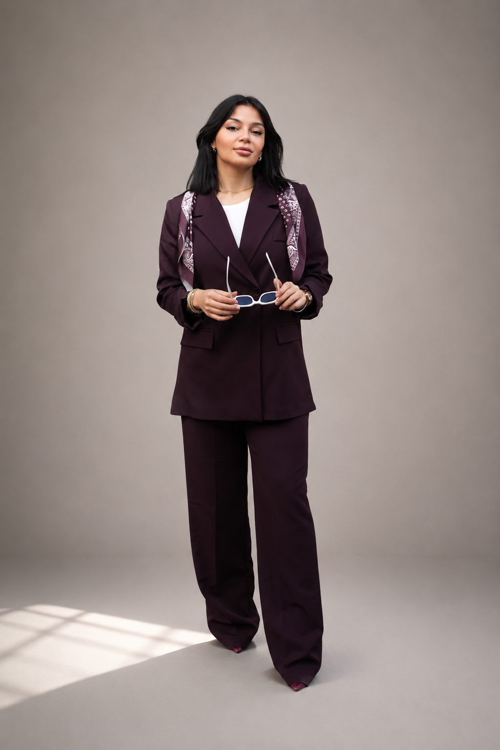 Aster Mürdüm Fularlı Blazer Takım