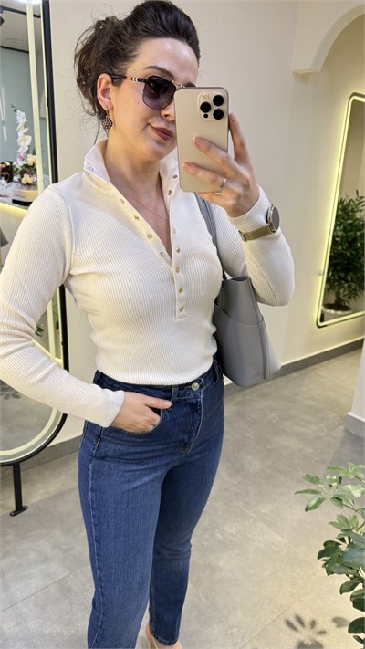 Çıtçıtlı Krem Triko