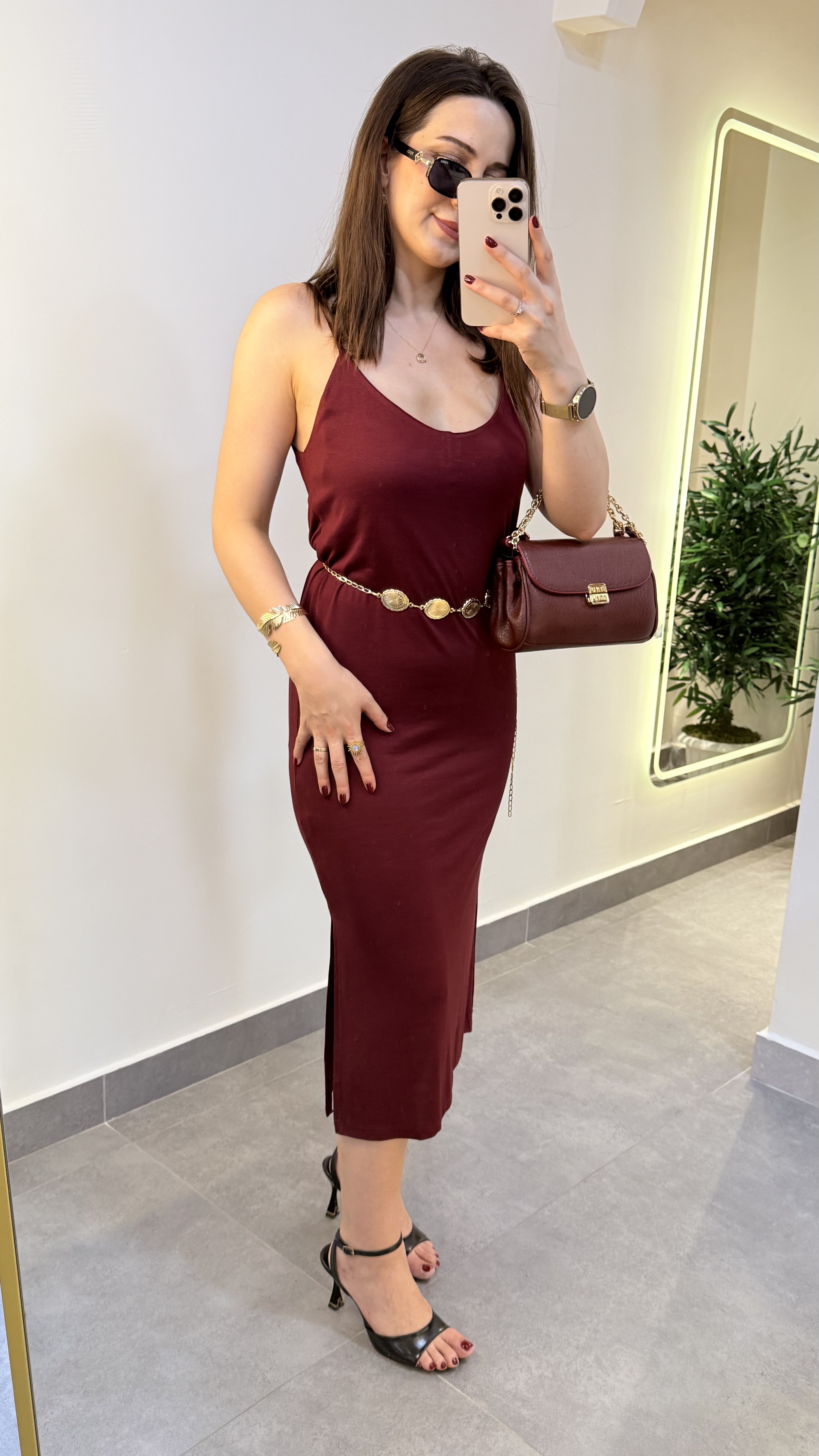 Bordo İp Askılı Yırtmaçlı Elbise