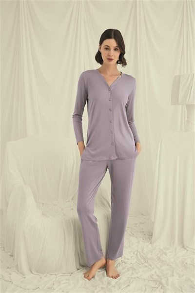 Uzun Kollu Boydan Düğmeli V Yaka Pijama Takımı