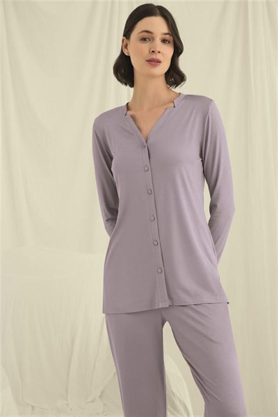 Uzun Kollu Boydan Düğmeli V Yaka Pijama Takımı