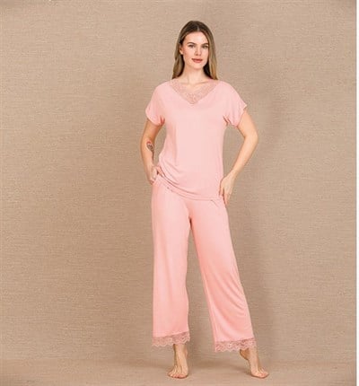 Viskon Şık Tasarım Dantel İşlemeli Açık Pembe Kısa Kol Pijama Takımı