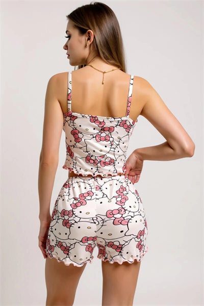 Hello Kitty Baskılı Askılı Şortlu Pijama Takımı