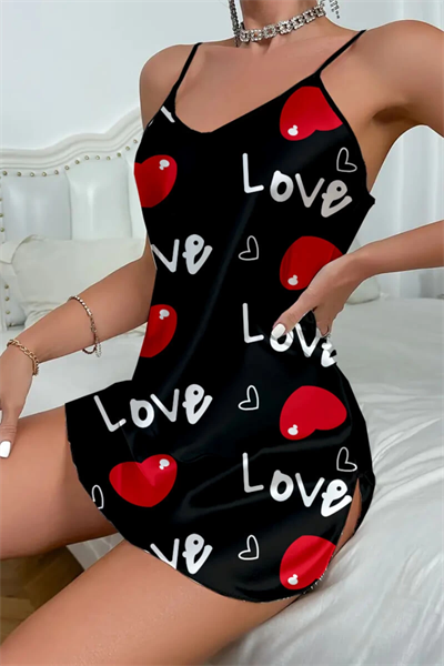 Love Desenli Siyah Saten Gecelik