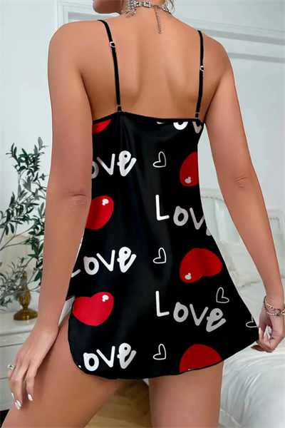 Love Desenli Siyah Saten Gecelik