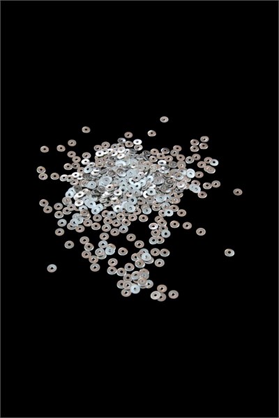 4,5 mm Gümüş Ortadan Delikli Metal Pul Payet (30 Gr 500 Adet)