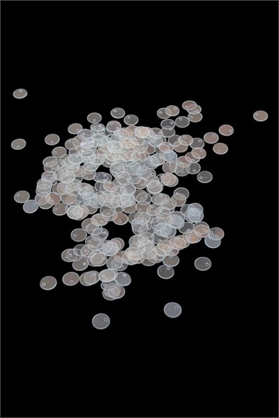 Şeffaf 8 mm Yandan Delikli Plastik Pul Payet 30 Gr (Tülbent, Oya, Havlu Malzemesi)