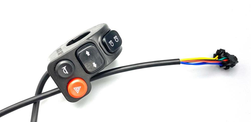 3 TEKERLEKLİ GRETA SOL KUMANDA DÖRLÜ DÜĞ [ BİNEK ]