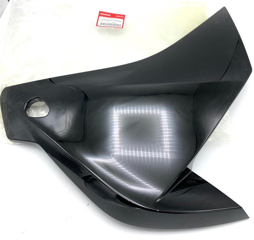 CBR 250 ÖN SAĞ GRENAJ SİYAH