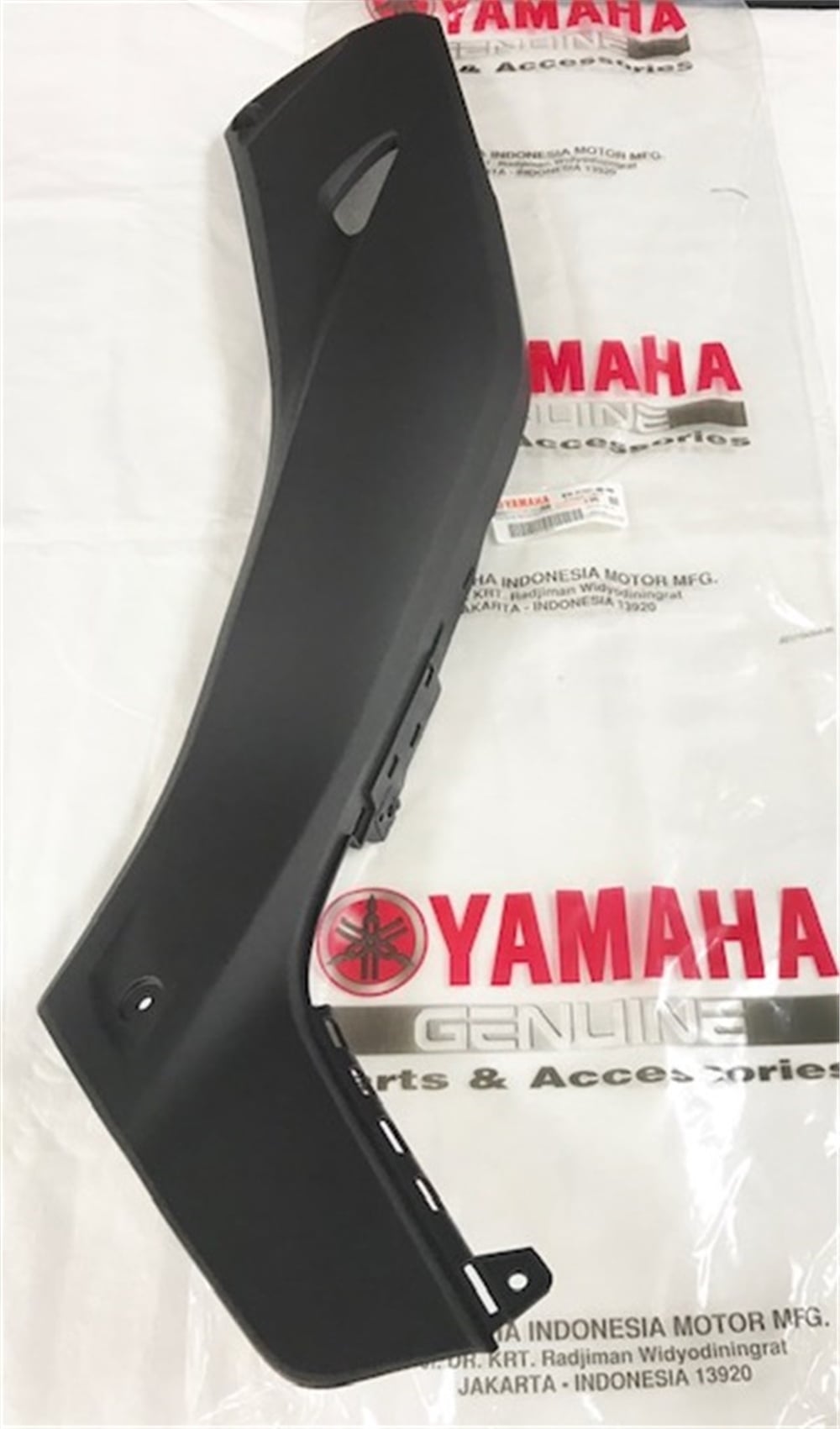 XMAX 250 DEPO YAN KAPAK SAĞ MAT GRİ
