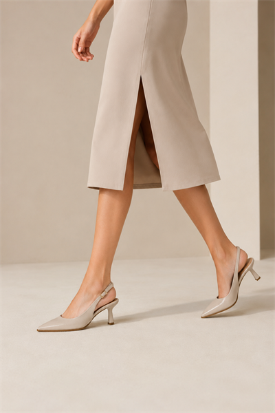 SEELIN Kadın Bej Sivri Burun Kırışık Rugan Slingback Tokalı 7 Cm İnce Topuklu Ayakkabı